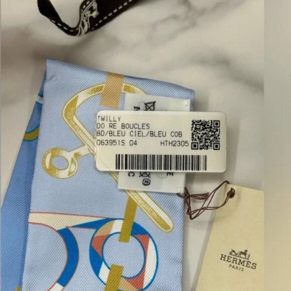 HERMES twilly NWT and tube - Picture 4 of 5